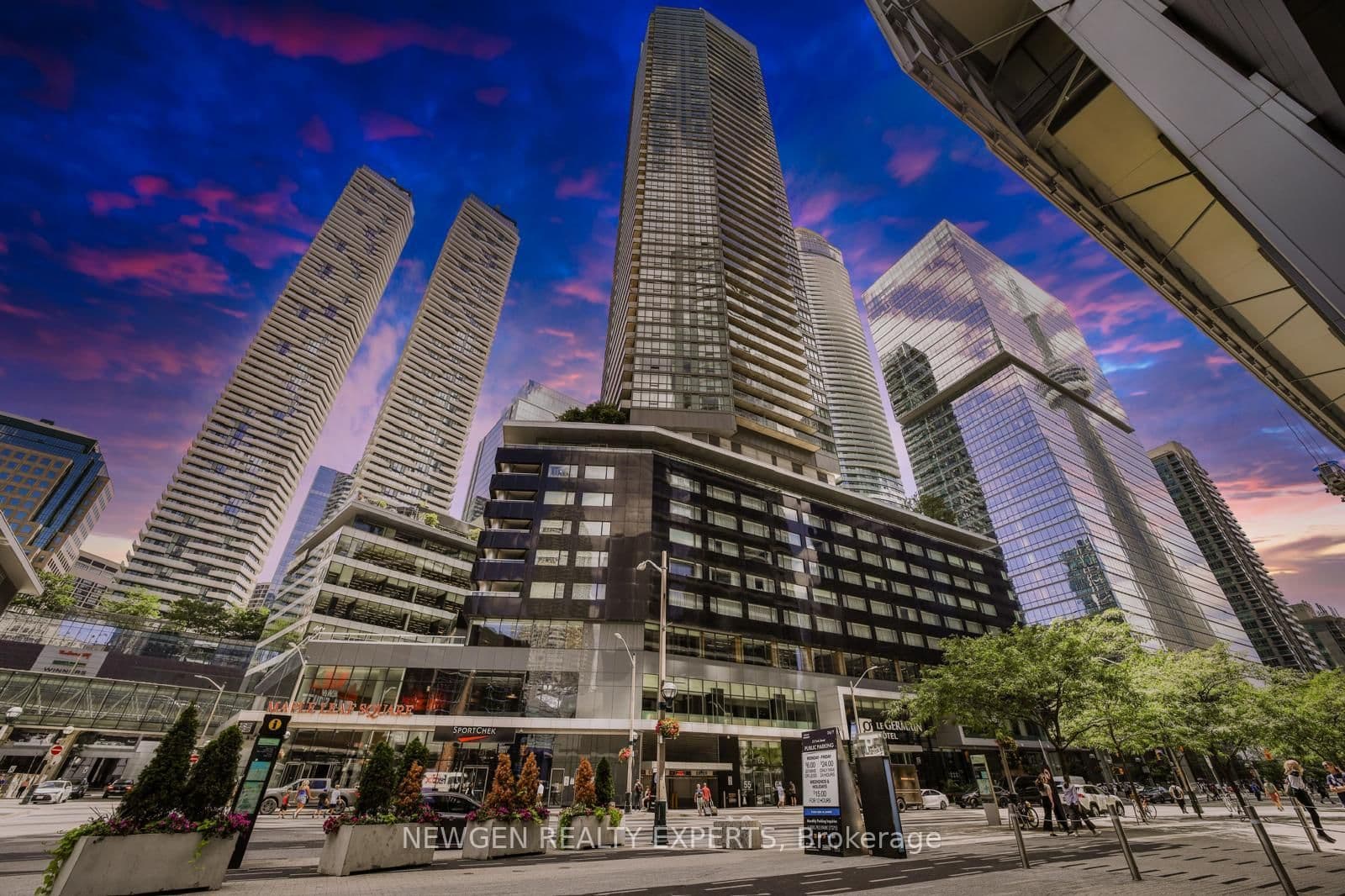 #1506 - 55 Bremner Boulevard