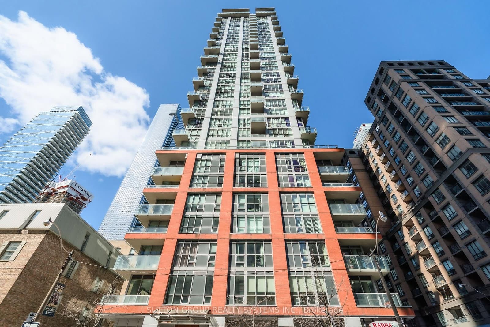 #1307 - 126 Simcoe Street