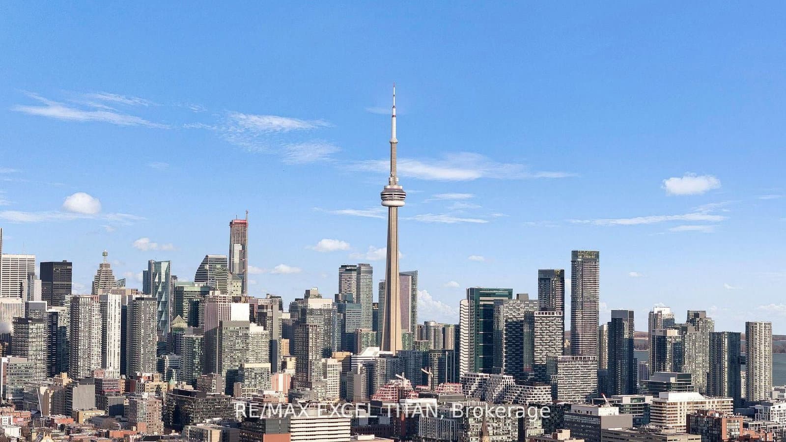 #703 - 5 Lakeview Avenue