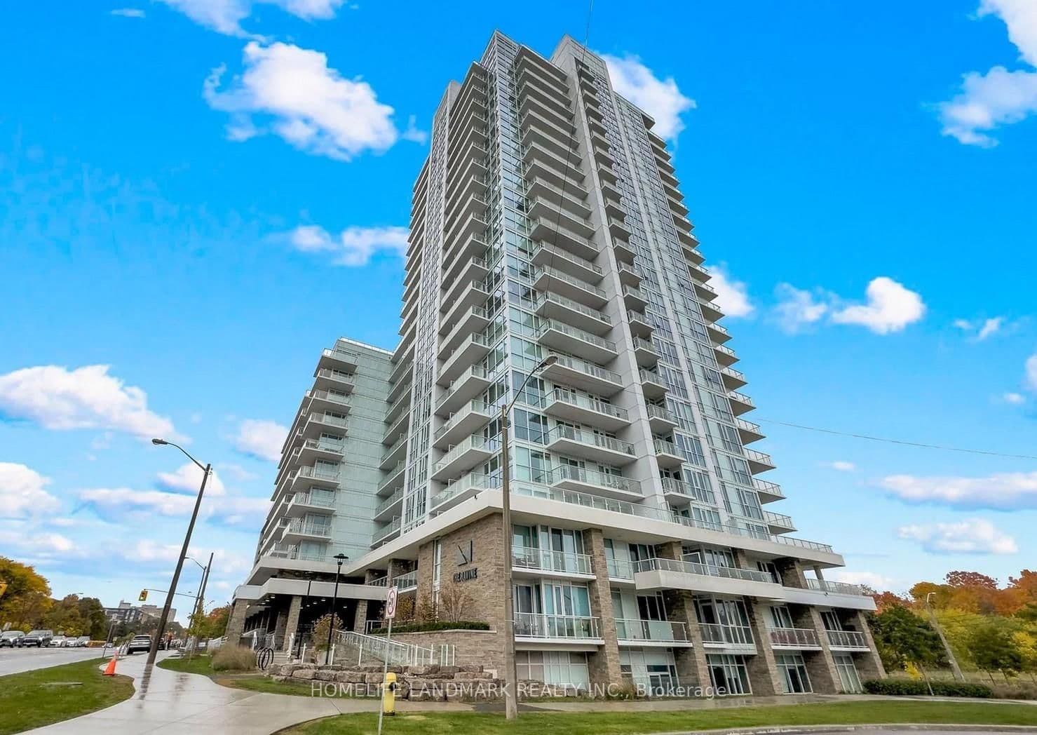 #917 - 10 Deerlick Court