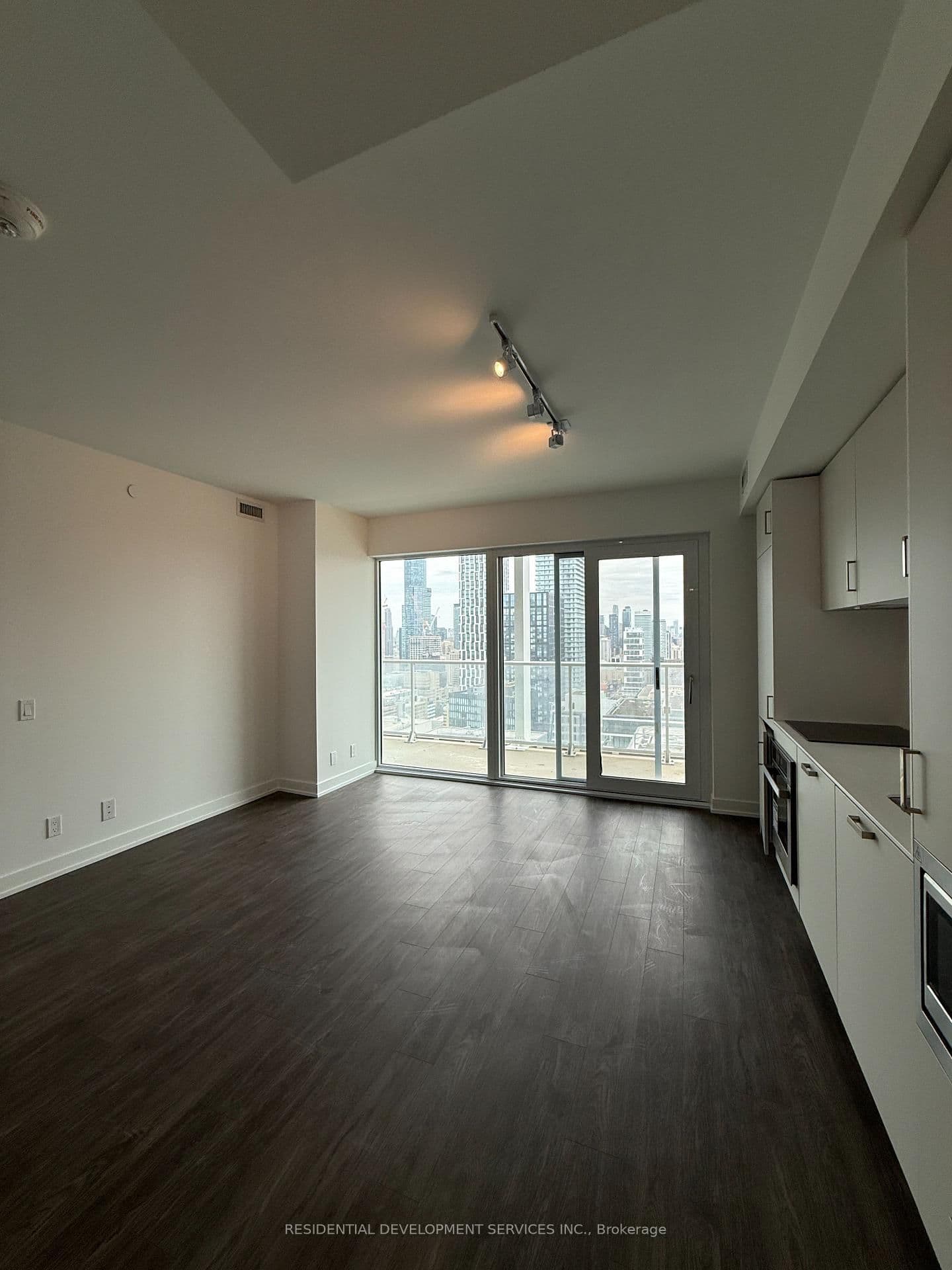 #3901 - 88 Queen Street