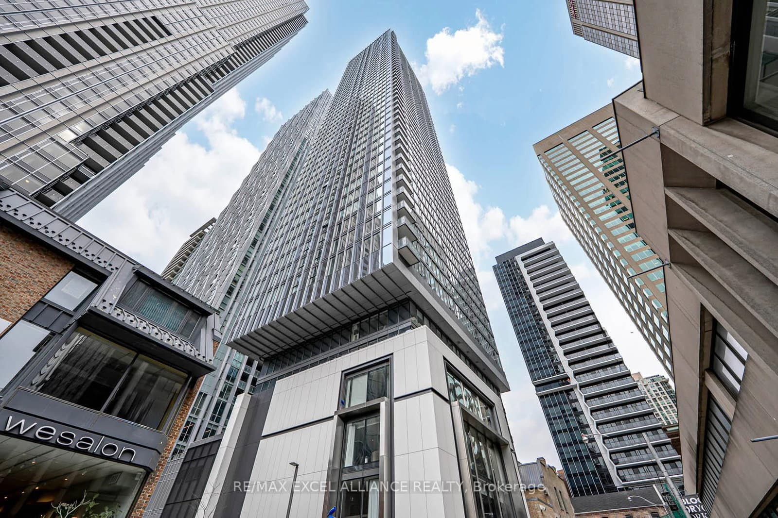 #304 - 8 Cumberland Street