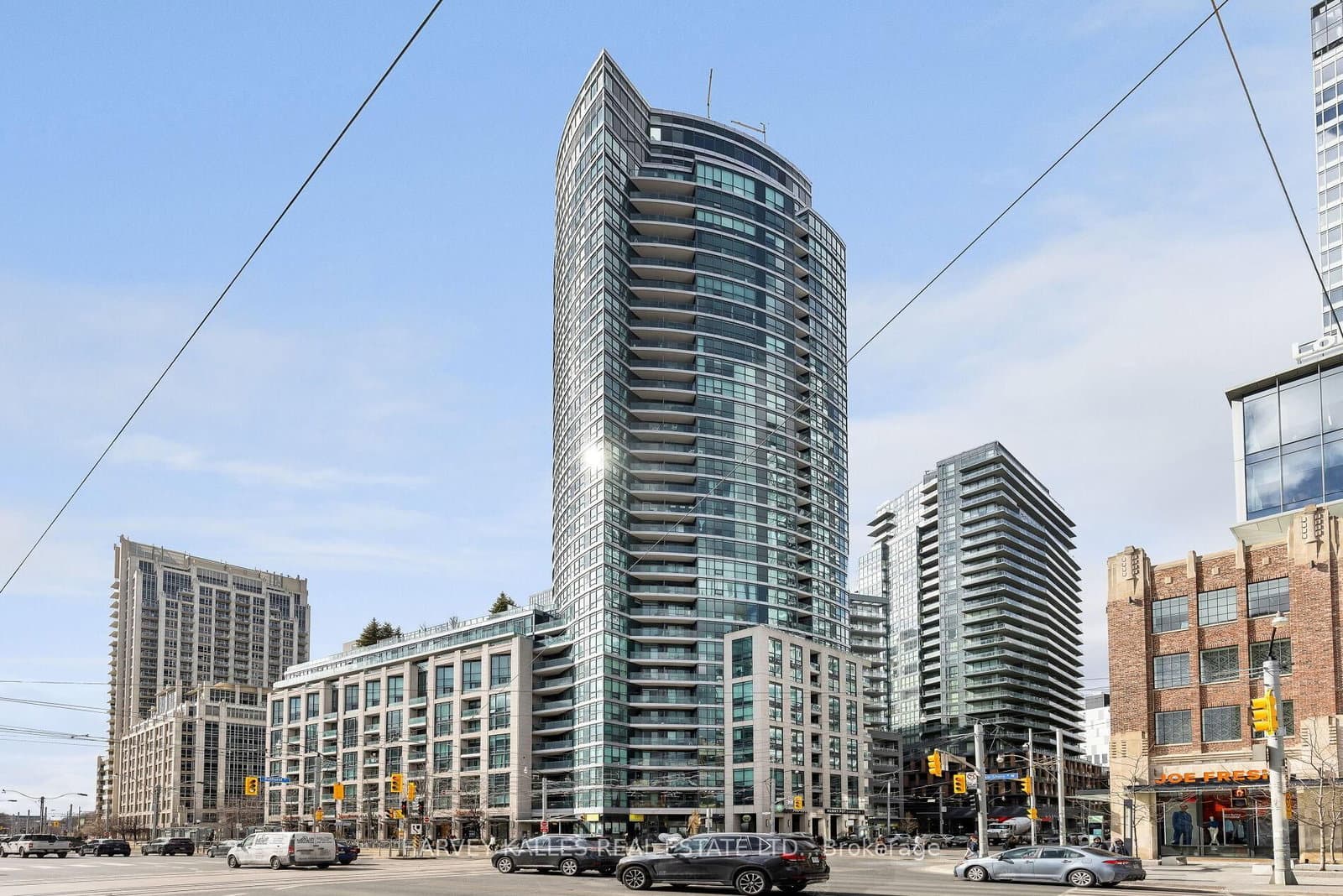 #401 - 600 Fleet Street