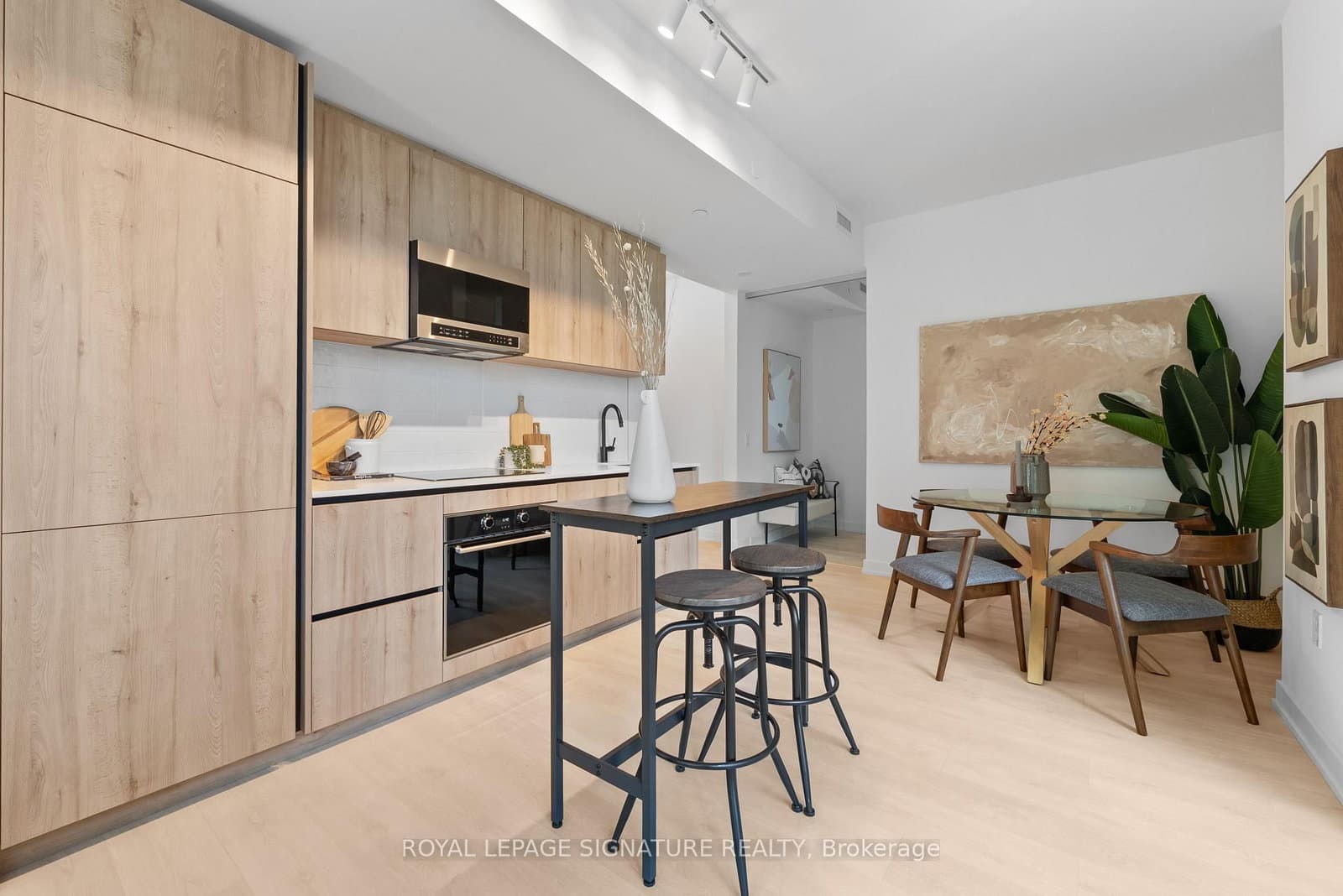#3102 - 117 Broadway Avenue