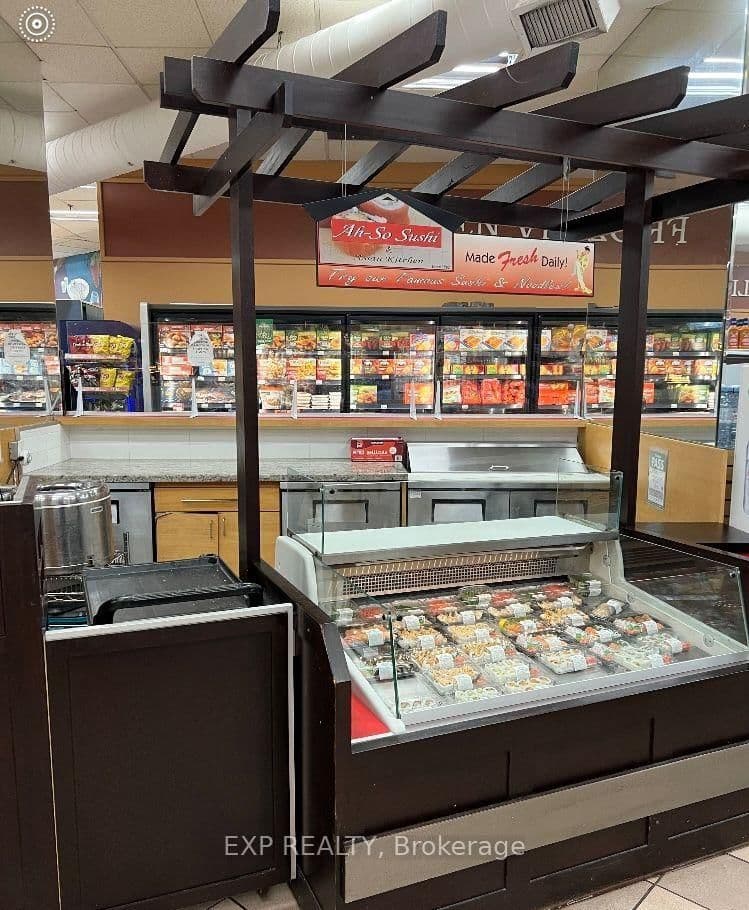 24 Wellesley Street W