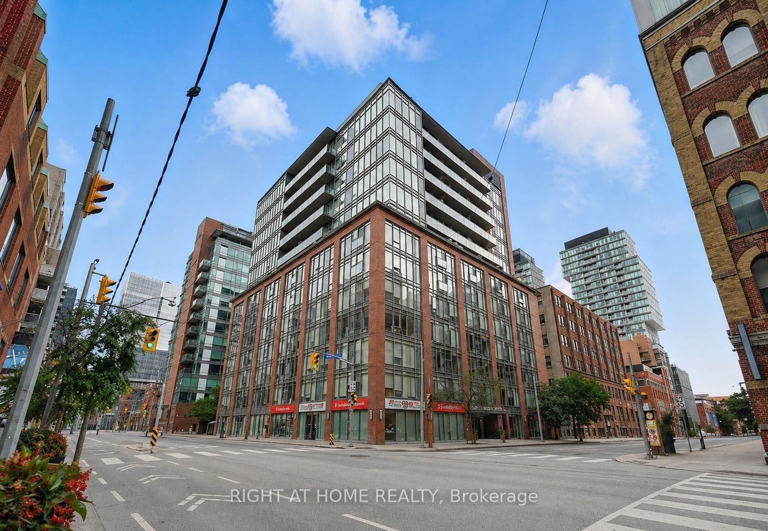 #206 - 205 Frederick Street