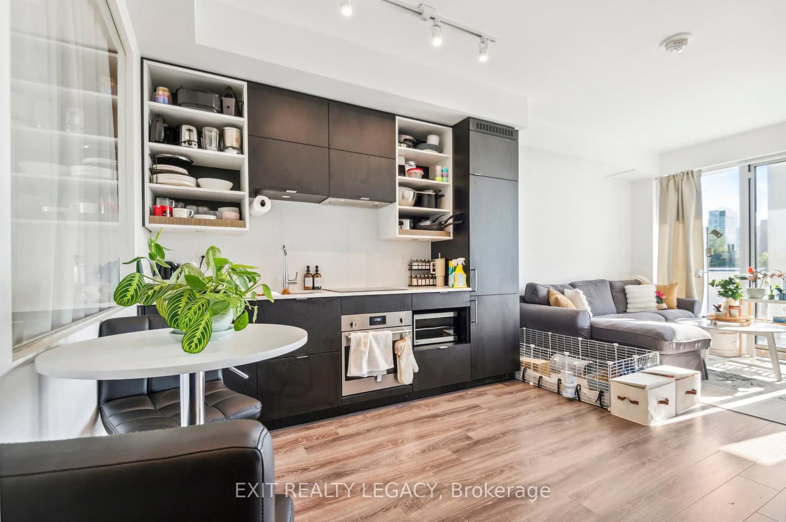 #2213 - 20 Edward Street