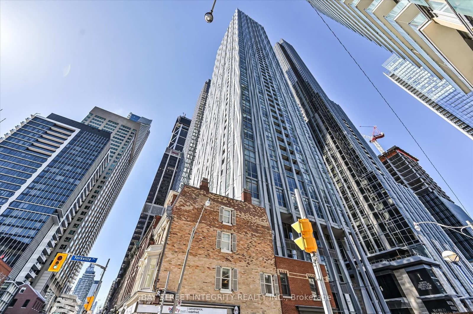 #3208 - 1 Yorkville Avenue