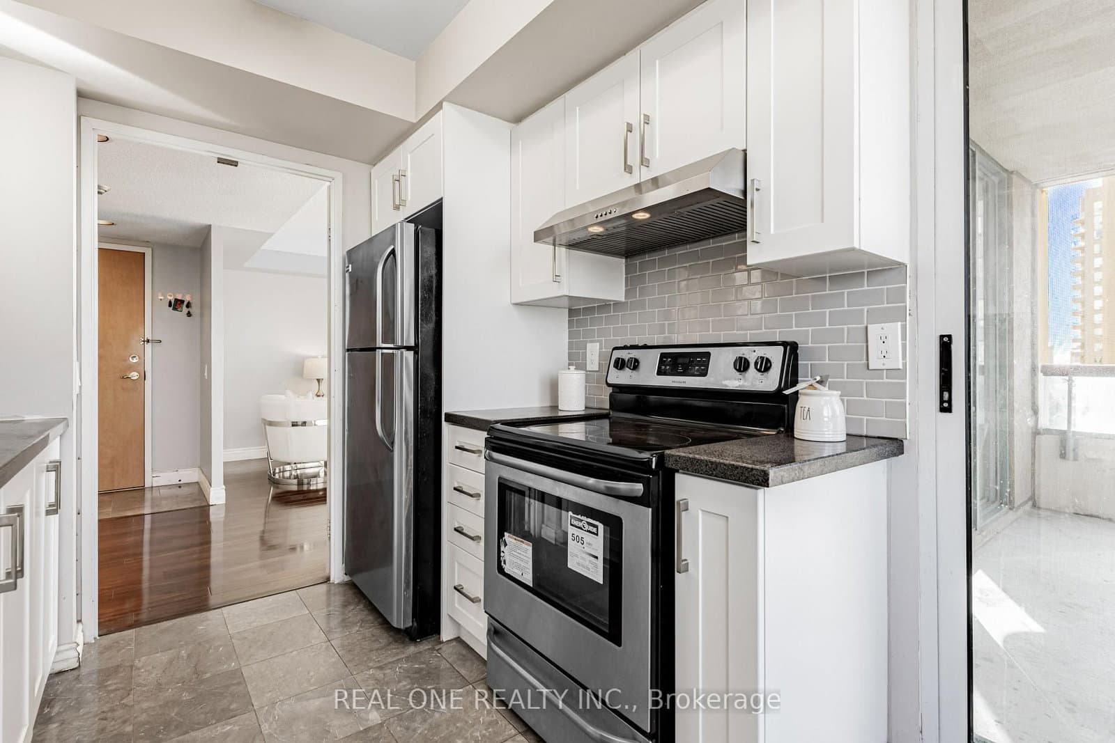 #1503 - 238 Doris Avenue