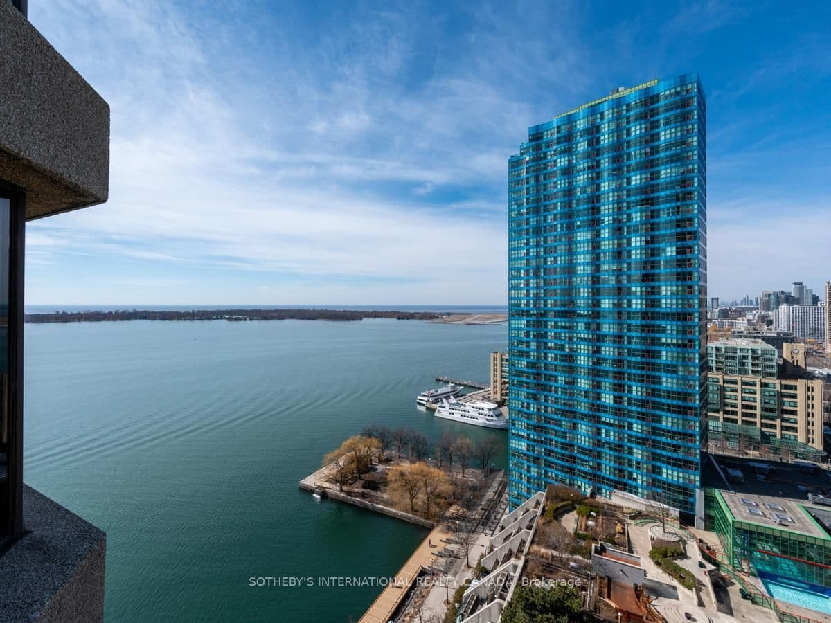 #2204 - 65 Harbour Square