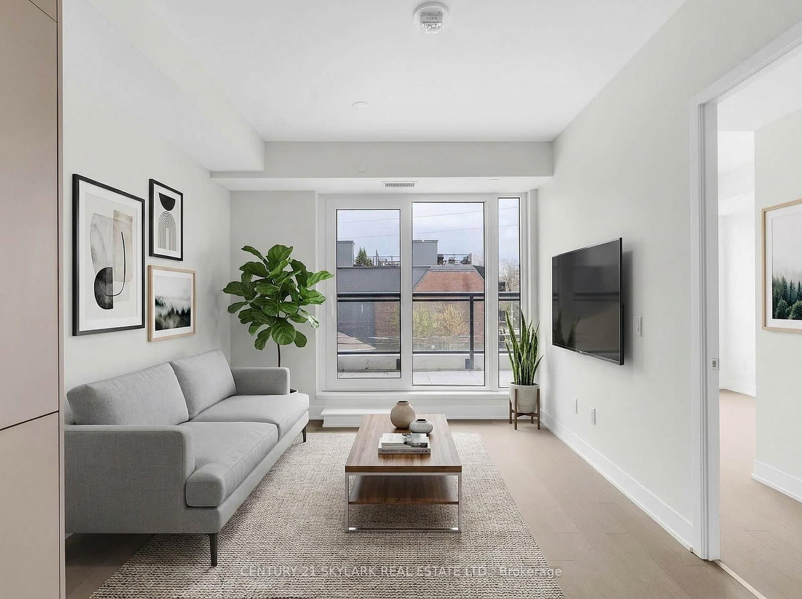 322 Dupont Street, Unit 204