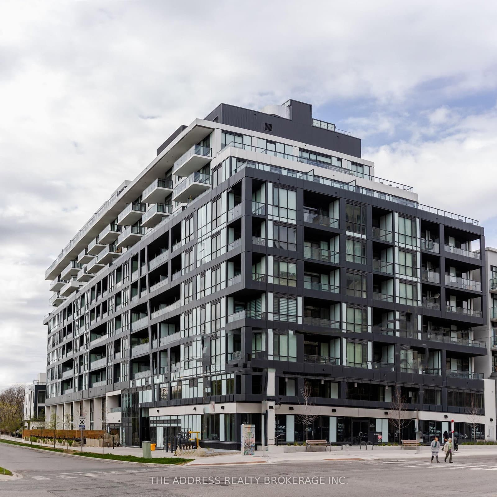 #1104 - 6 Greenbriar Road