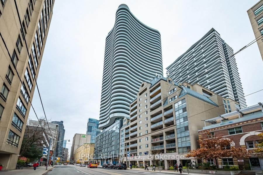 403 Church Street, Unit 4003