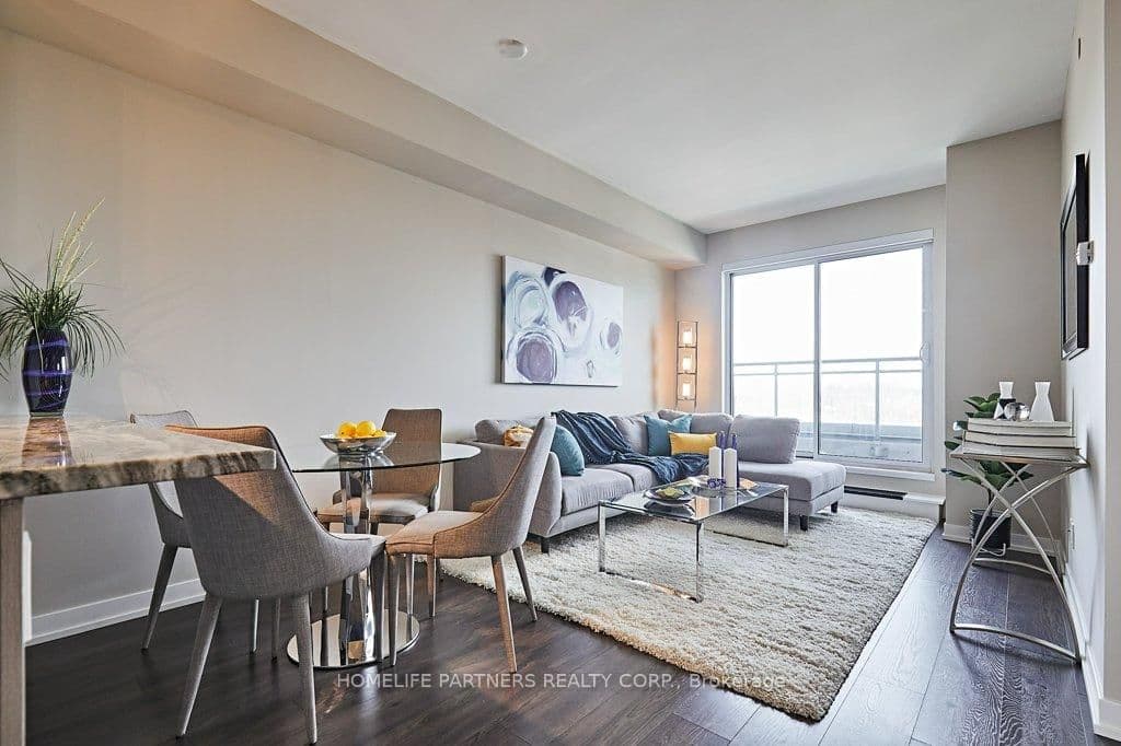223 St. Clair Avenue W, Unit 707