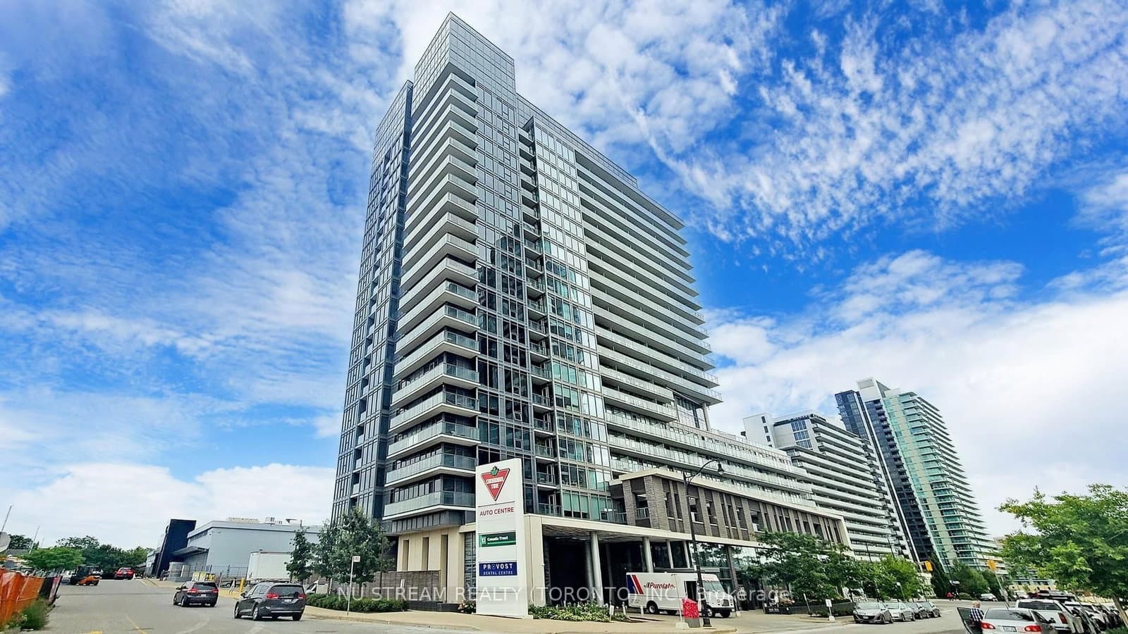 72 Esther Shiner Boulevard, Unit 2111
