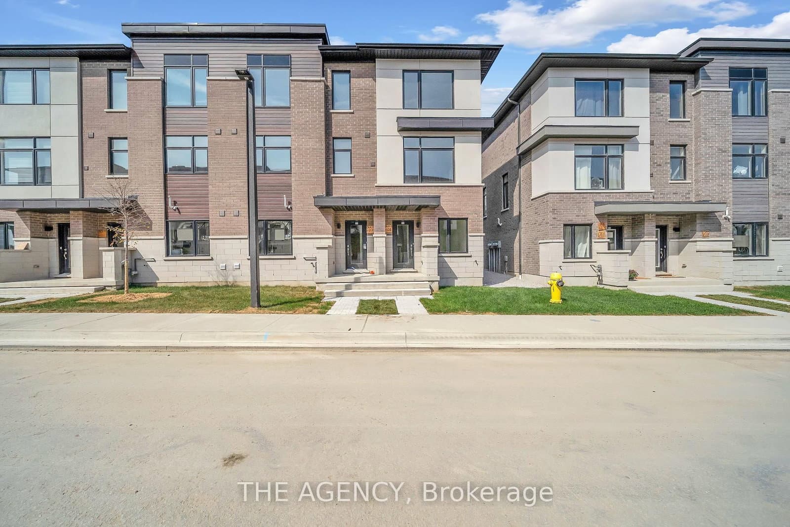 1695 Dersan Street, Unit 1201