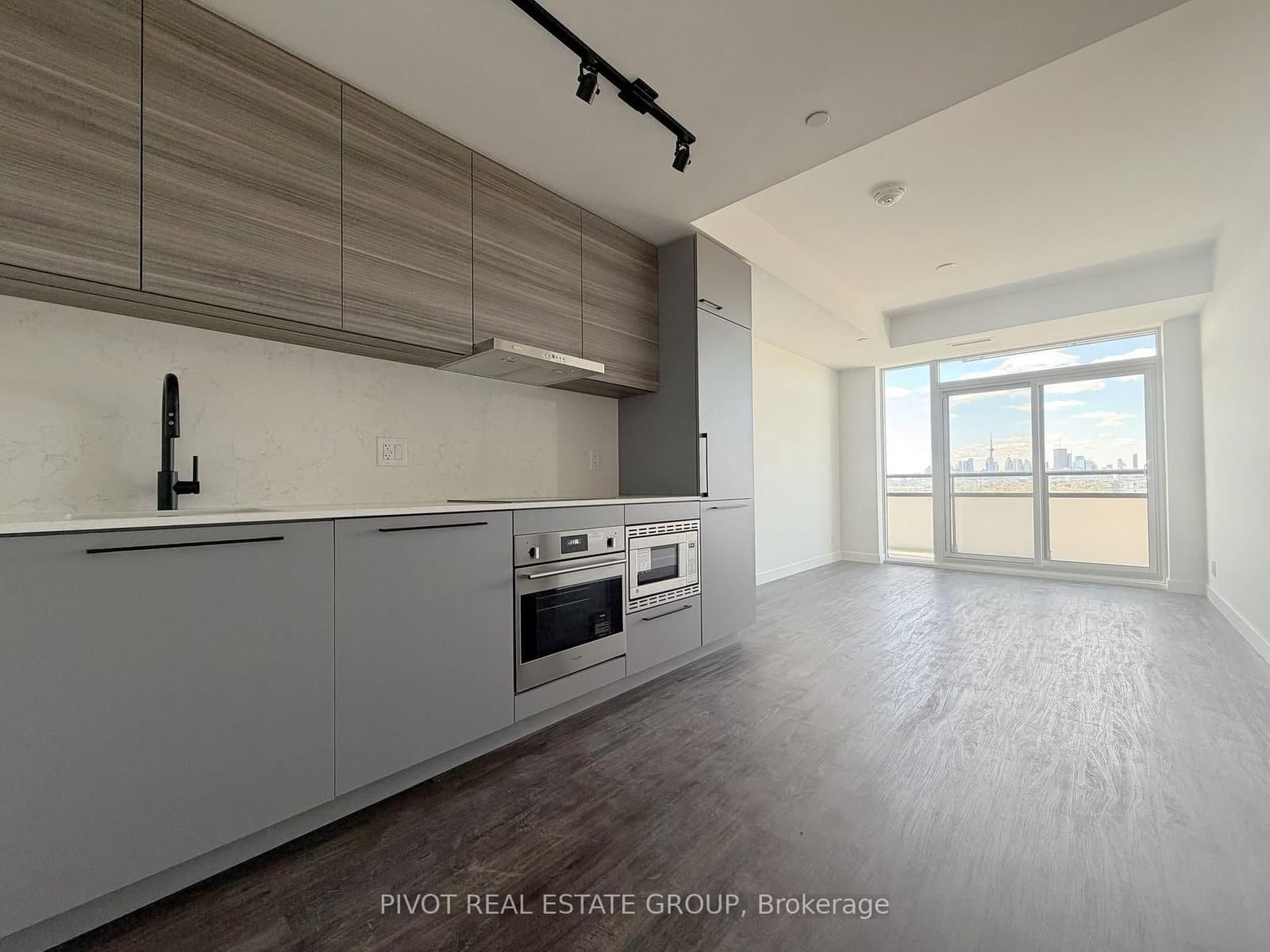 1050 Eastern Avenue, Unit 915