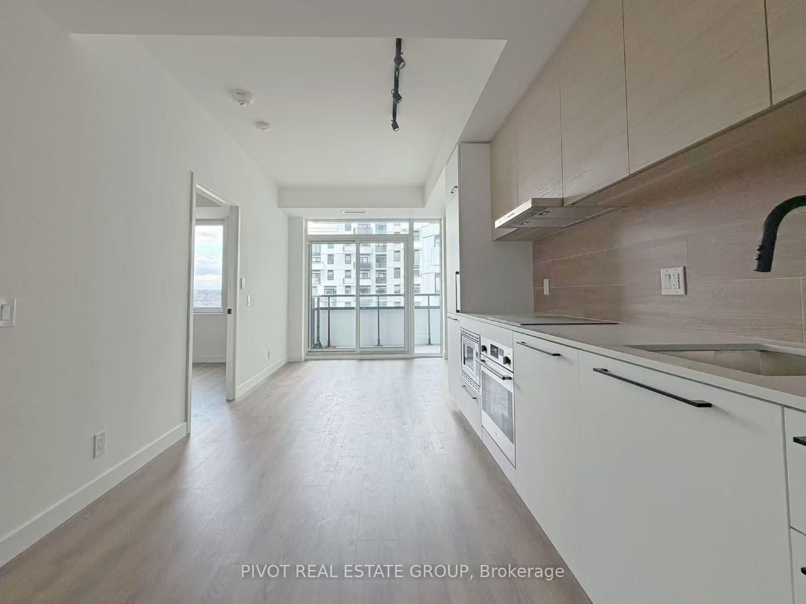 1050 Eastern Avenue, Unit 1218