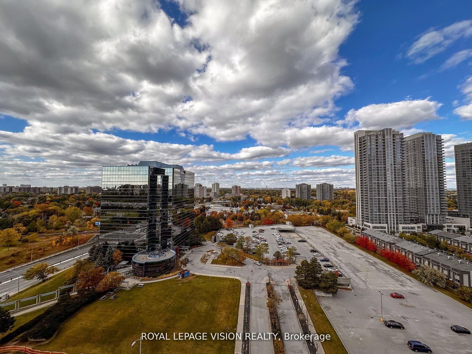 2033 Kennedy Road, Unit 1705