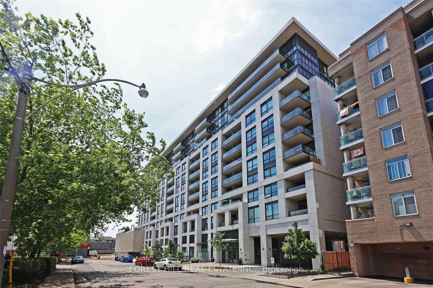 8 Trent Avenue, Unit 206