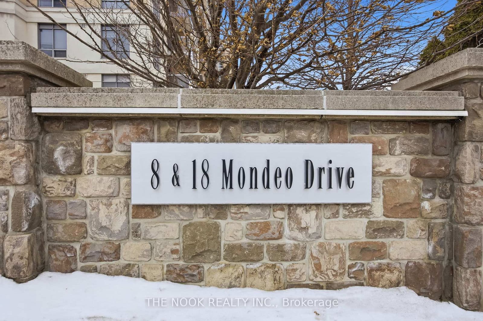 #332 - 18 Mondeo Drive