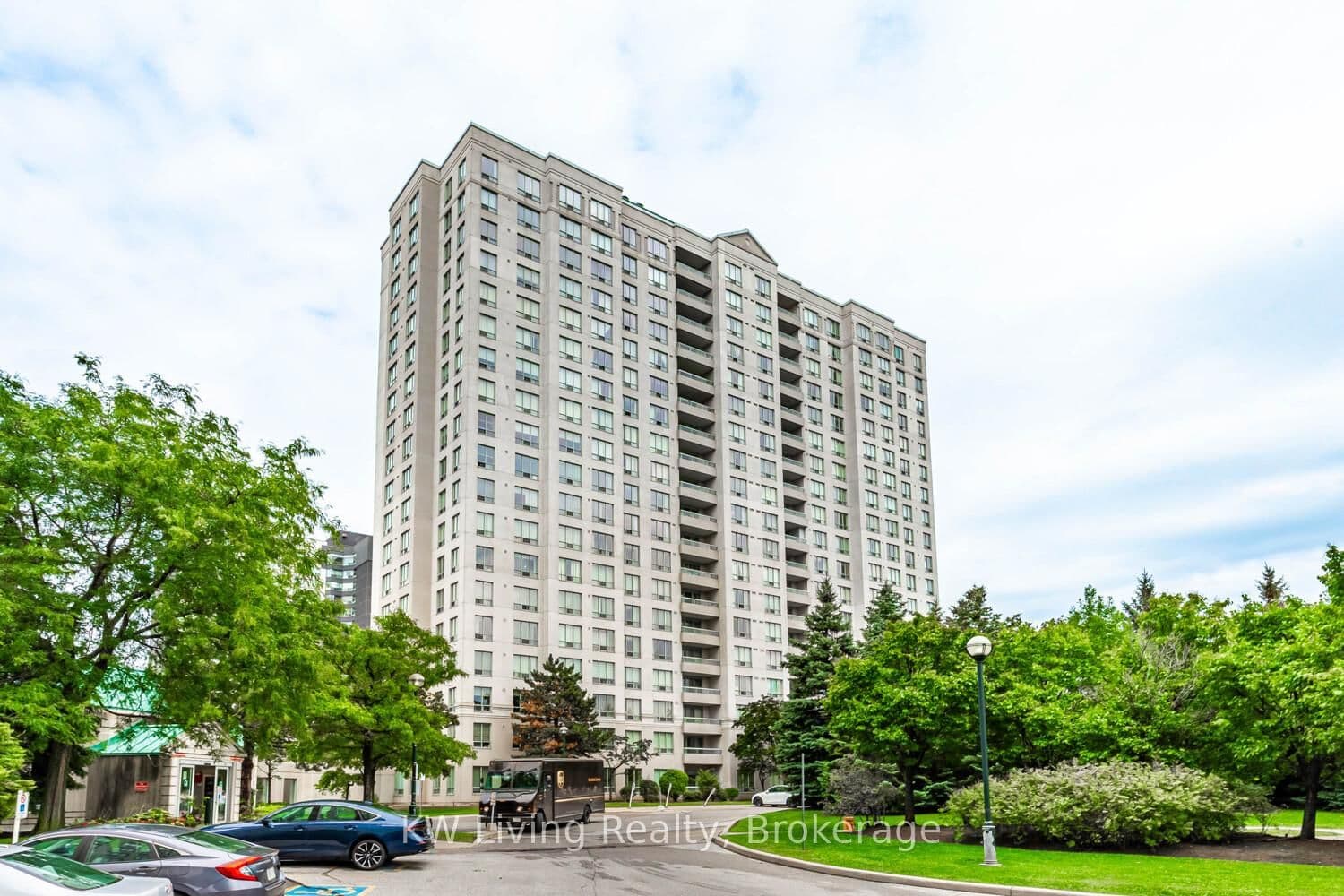 #TH02 - 5039 Finch Avenue E