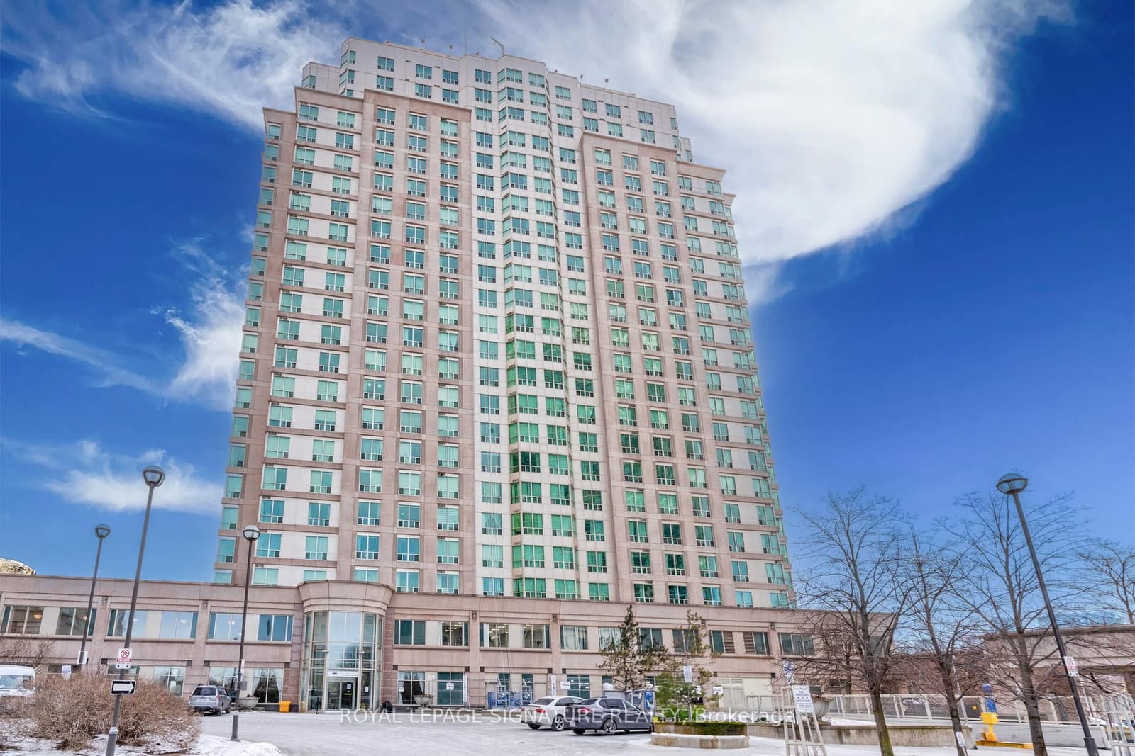 #1203 - 1 Lee Centre Drive