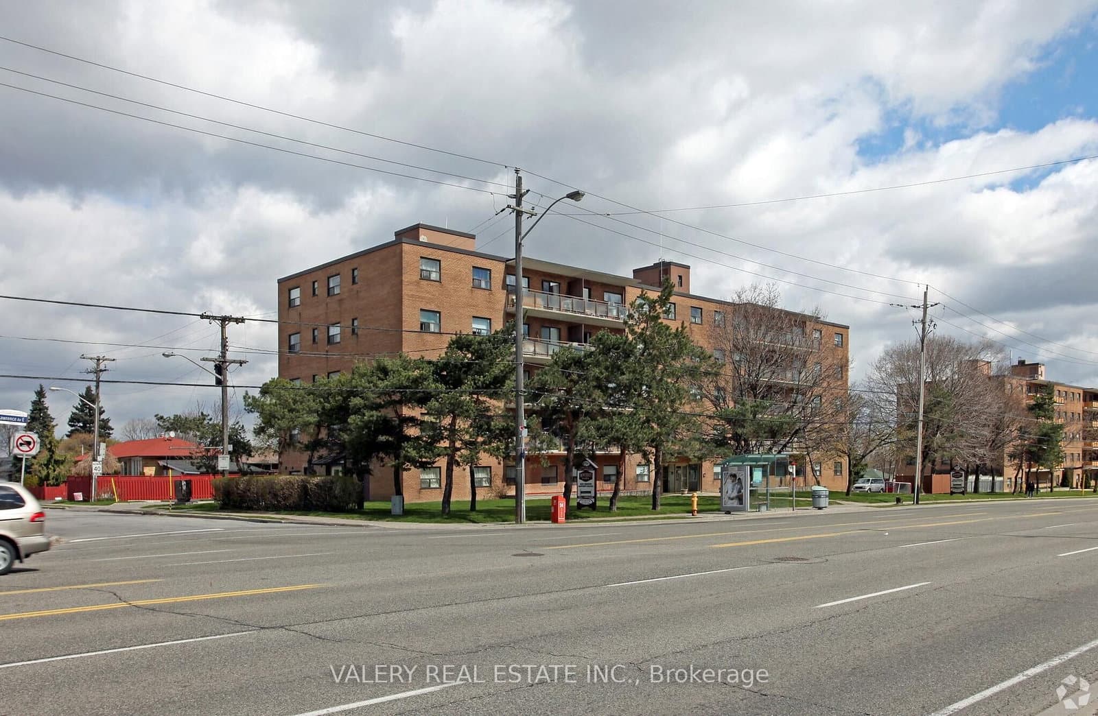 #504 - 1780 Lawrence Avenue E