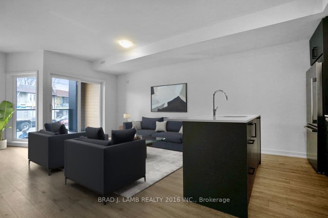35 Birchcliff Avenue, Unit 11