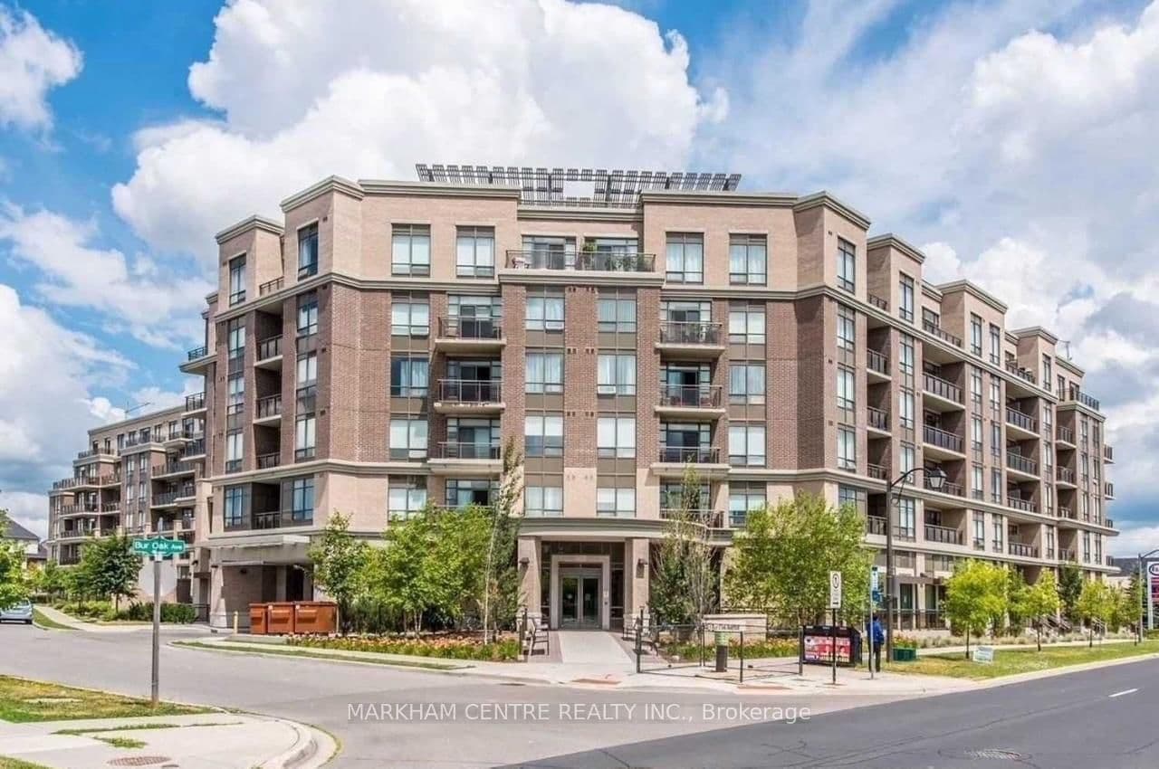 540 Bur Oak Avenue, Unit 715