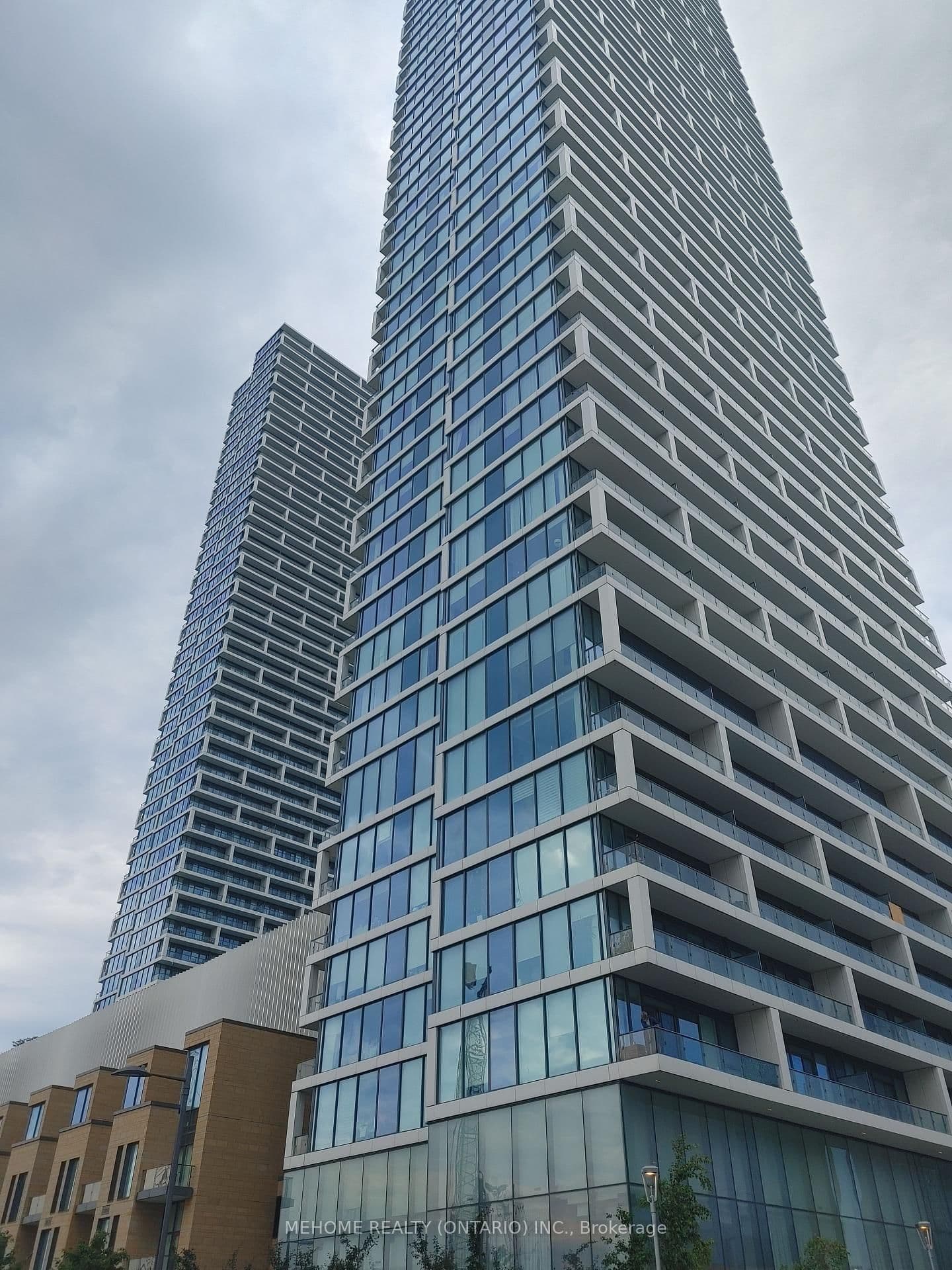 5 Buttermill Avenue, Unit 2711