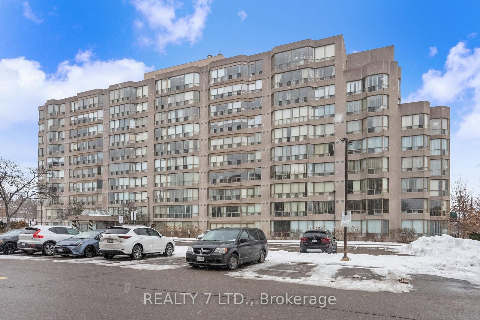 #303 - 175 Cedar Avenue
