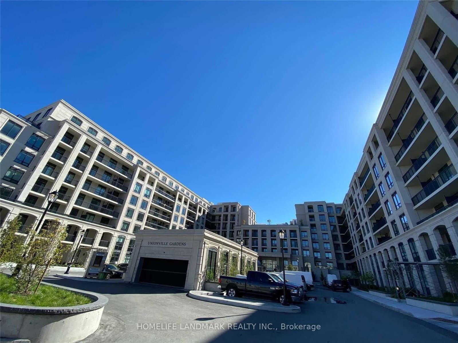 #712W - 268 Buchanan Drive
