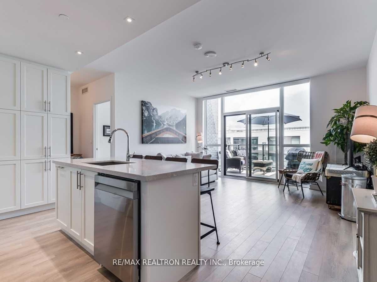 #413 - 375 Sea Ray Avenue
