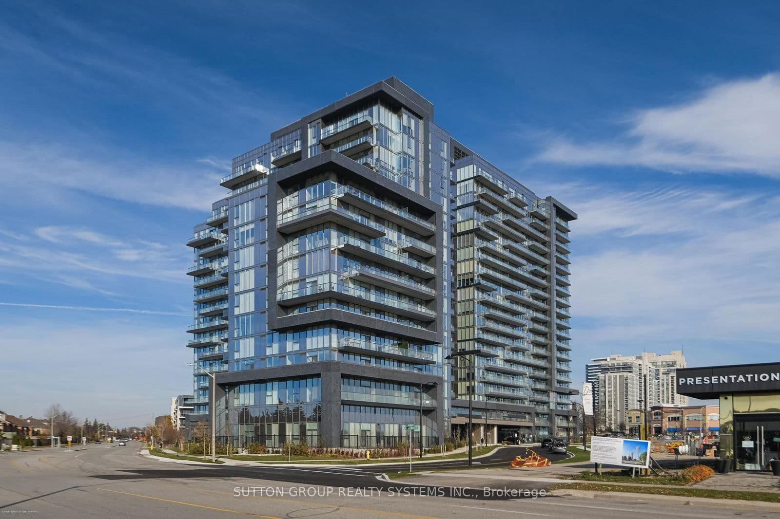 #1704 - 10 Gatineau Drive