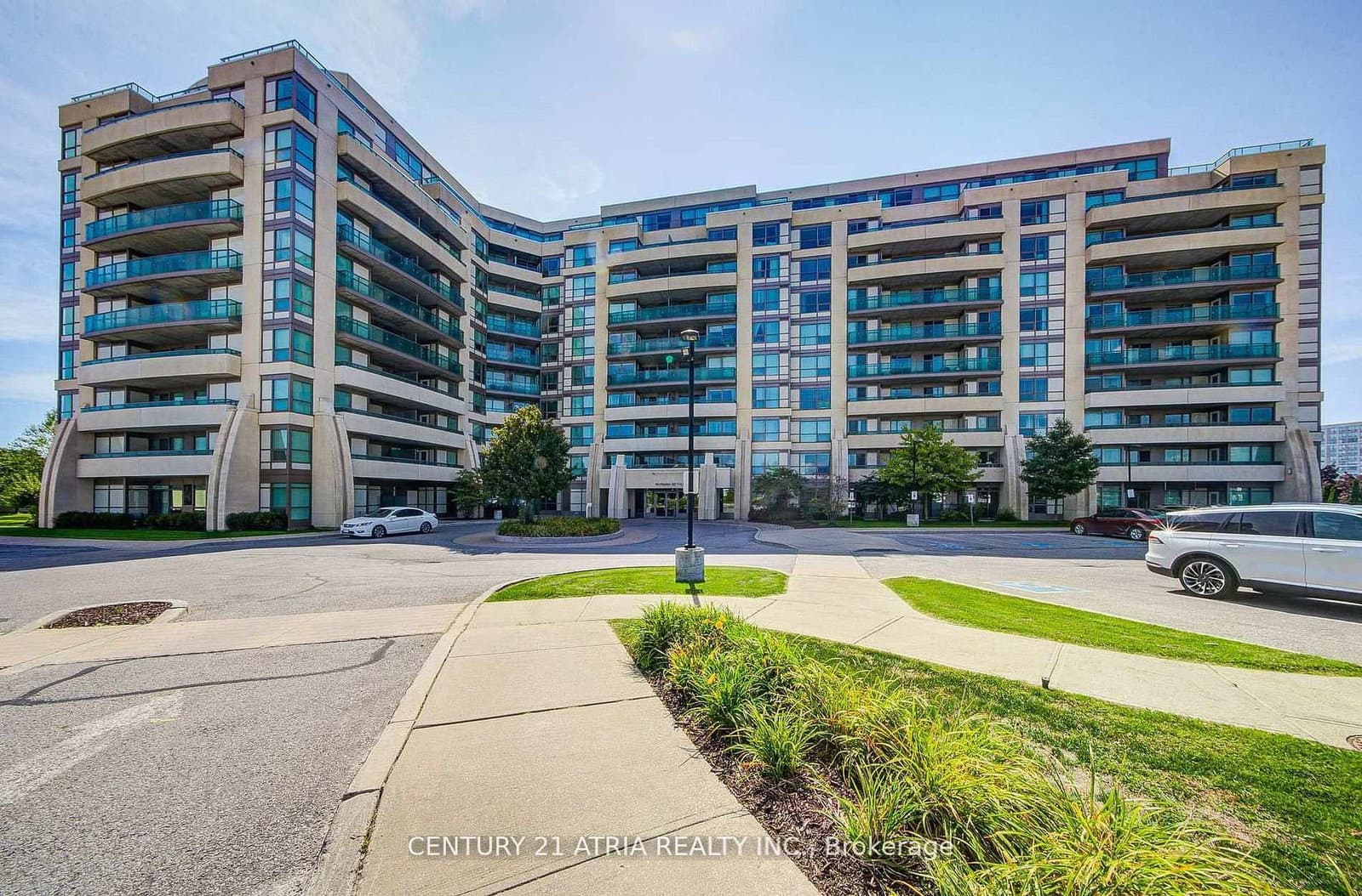 #812 - 75 Norman Bethune Avenue