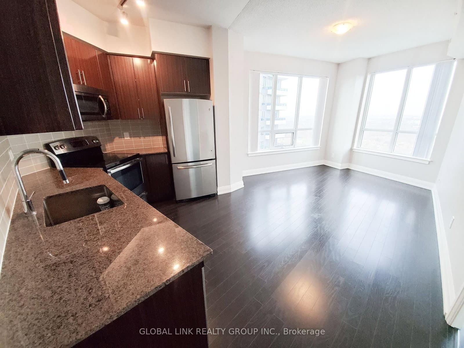 #2632 - 7161 Yonge Street
