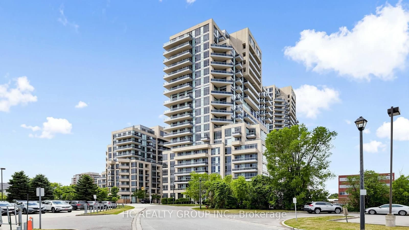 #907 - 9205 Yonge Street