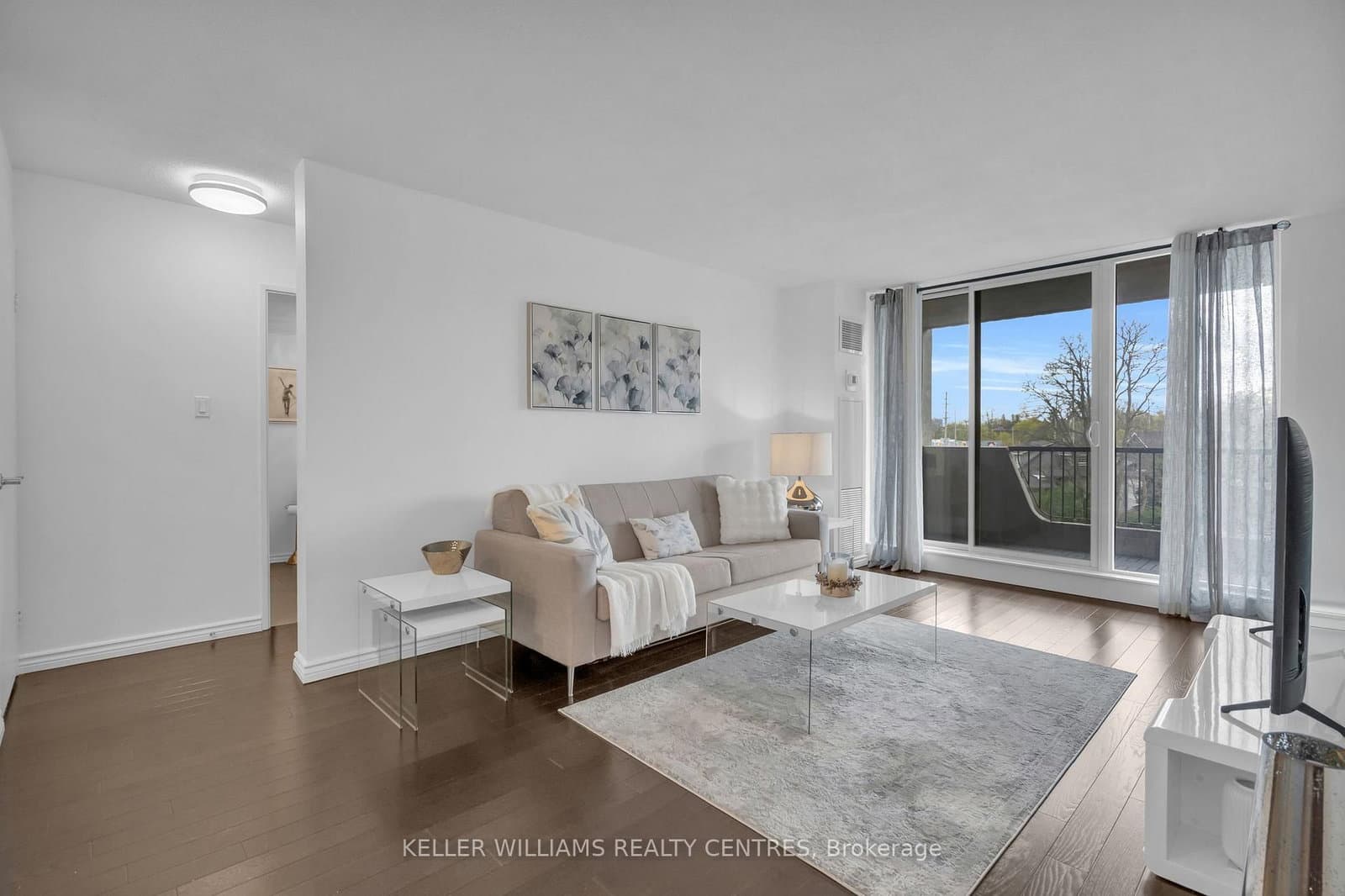 #407 - 7811 Yonge Street