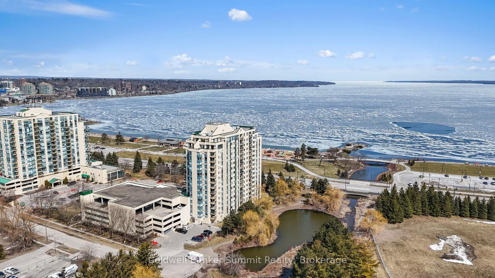 #1004 - 75 Ellen Street