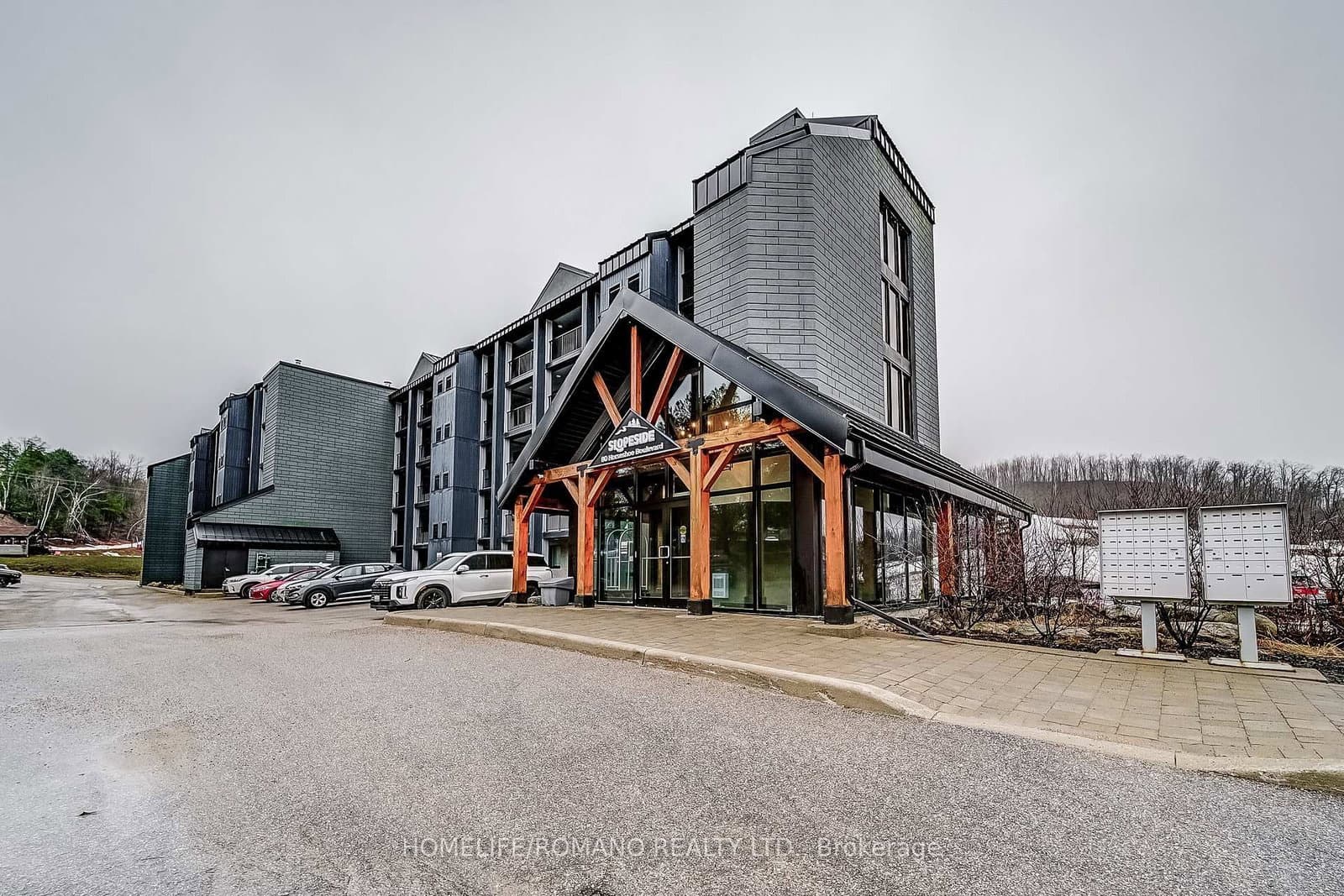 80 Horseshoe Boulevard, Unit 305