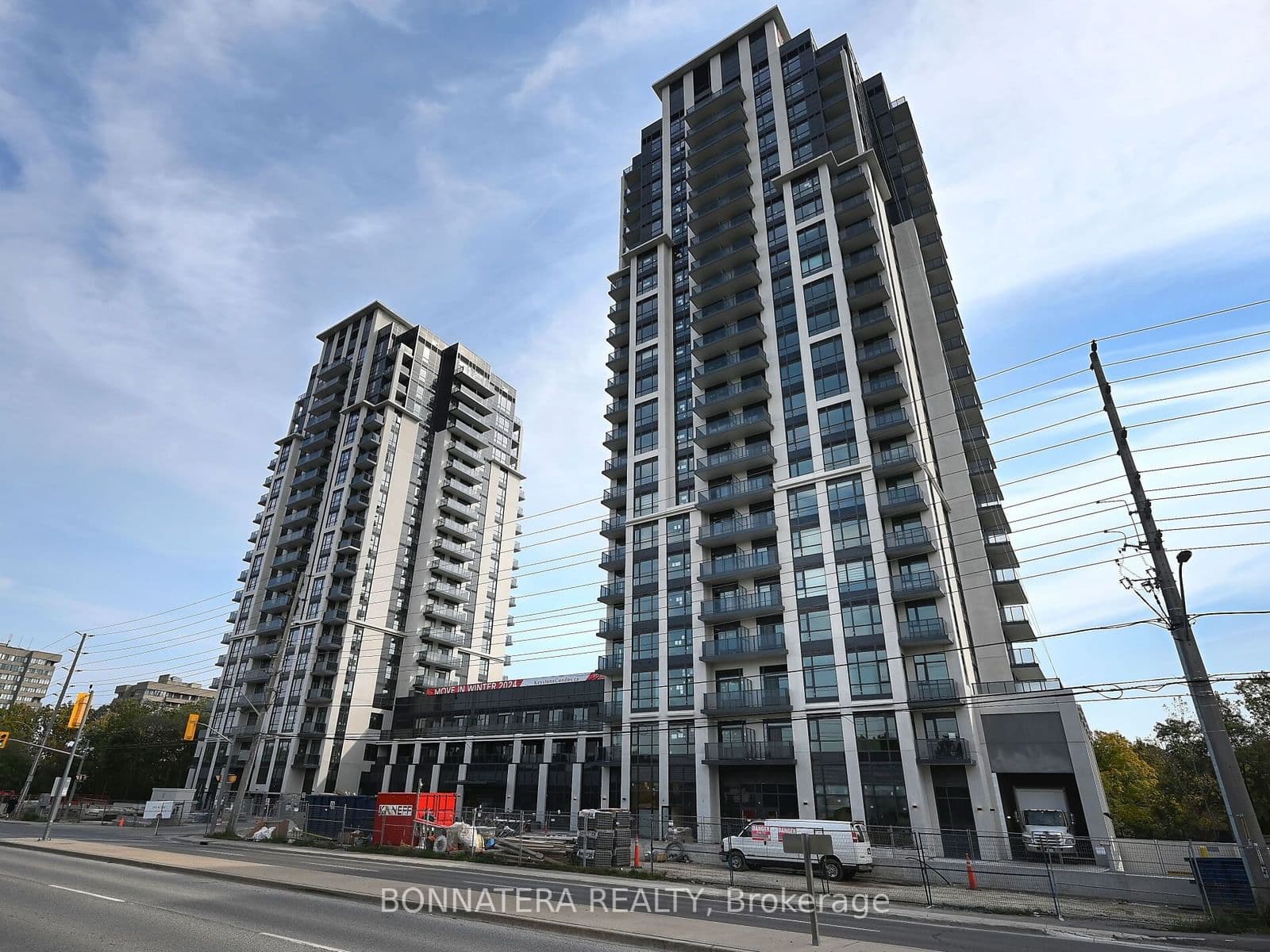 202 Burnhamthorpe Road E, Unit 408