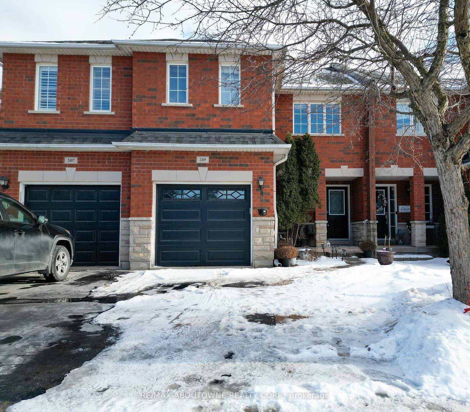2405 Newcastle Crescent