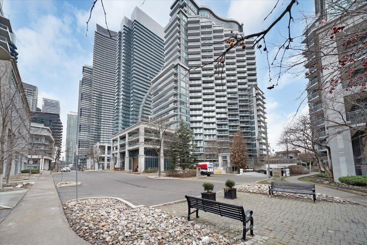 #1504 - 2121 Lake Shore Boulevard W