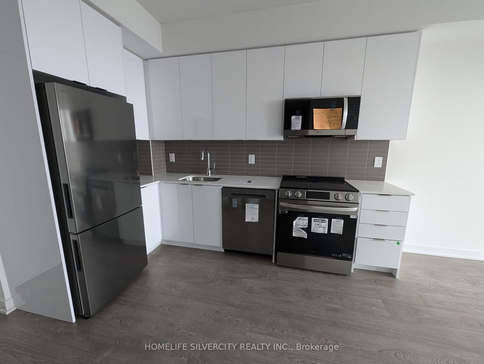 225 Malta Avenue, Unit 1606
