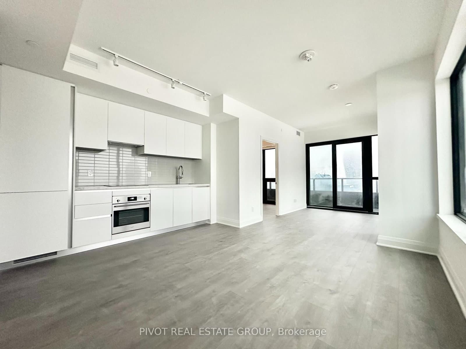2 Erskine Road, Unit 1602