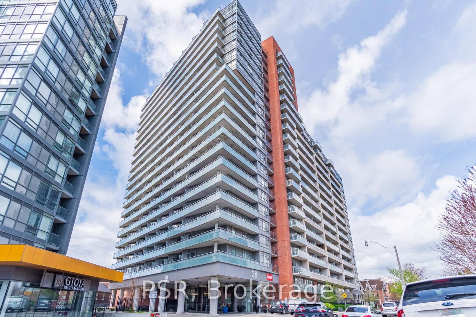 #201 - 38 Joe Shuster Way