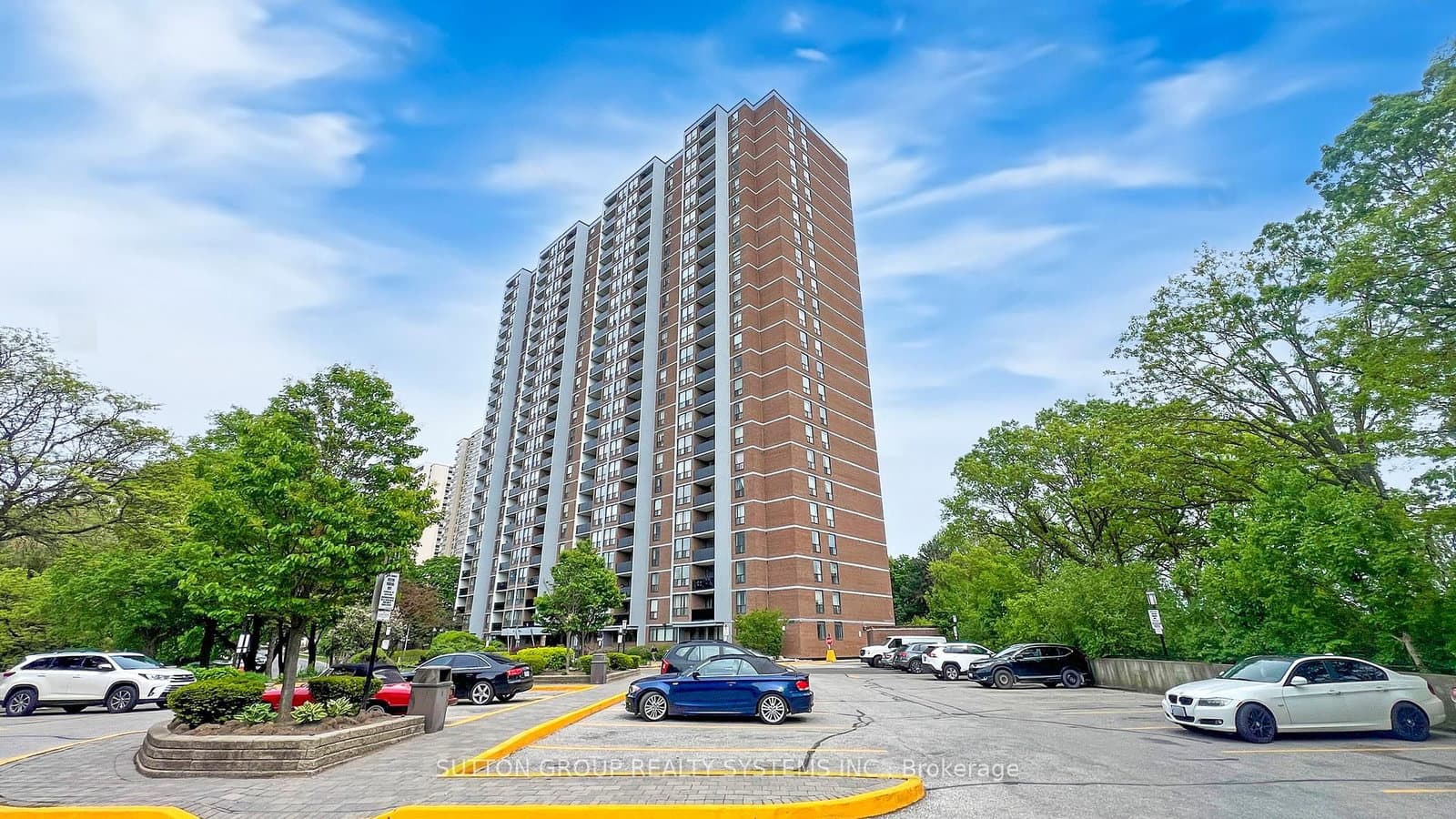 #1811 - 85 Emmett Avenue