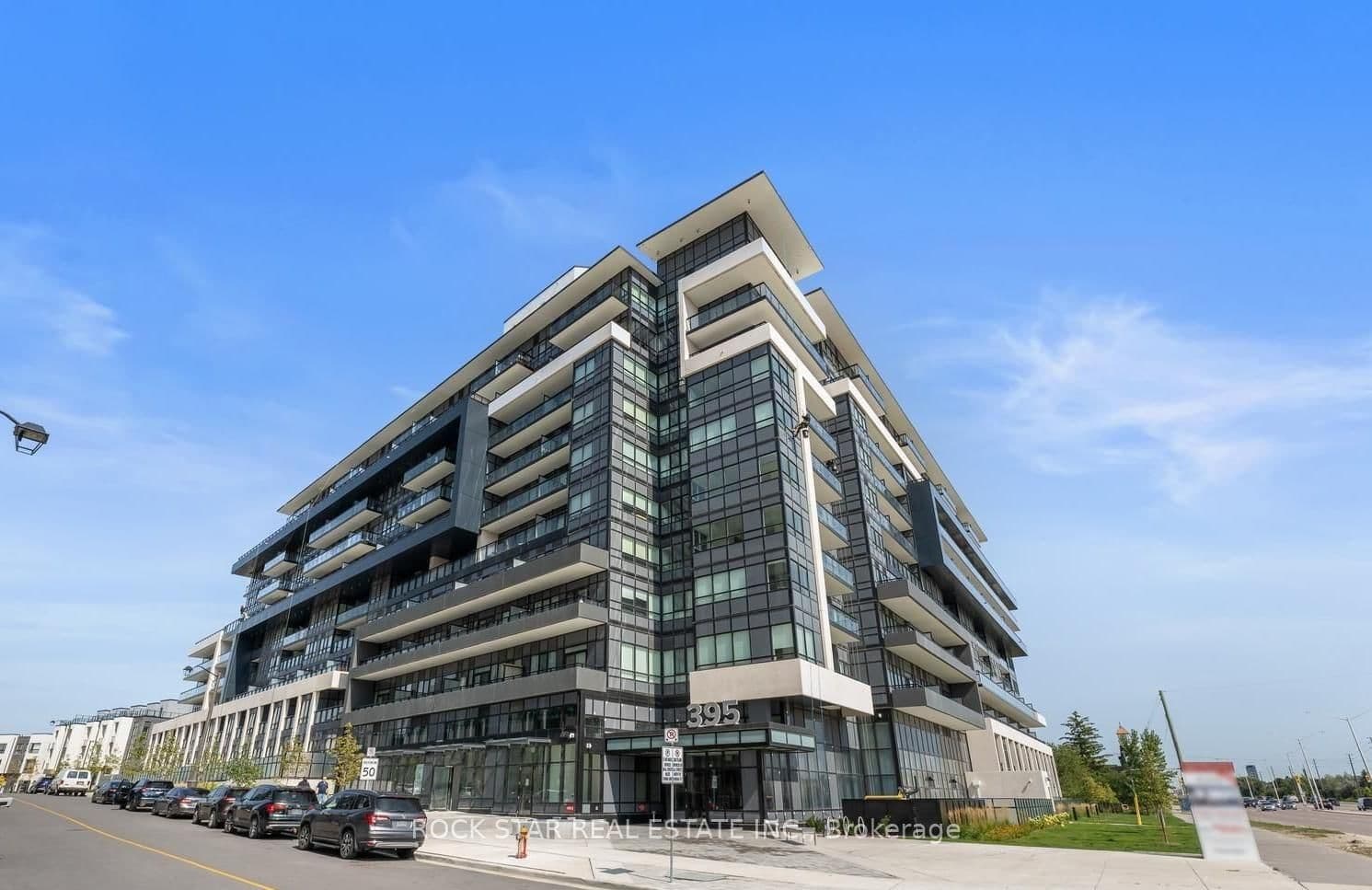 #601 - 395 Dundas Street W