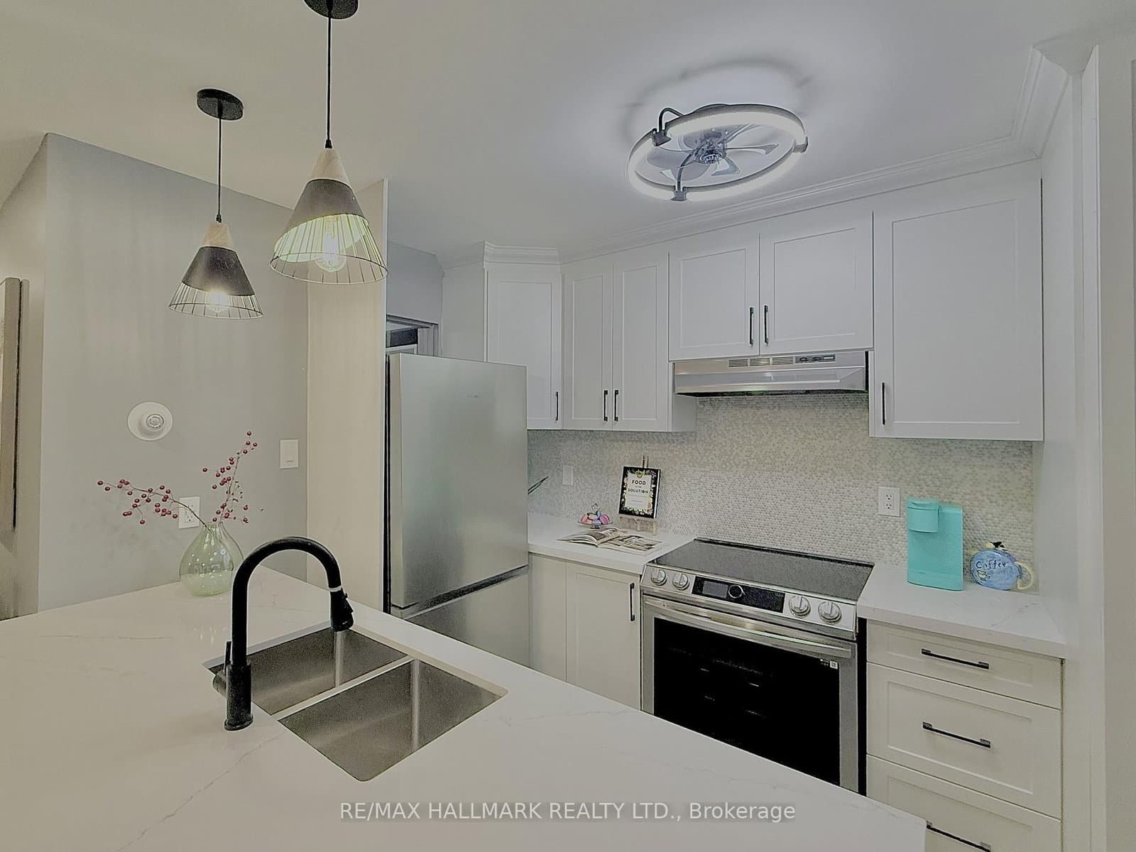 #110 - 5 San Romanoway
